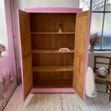 Pink knitted cabinet