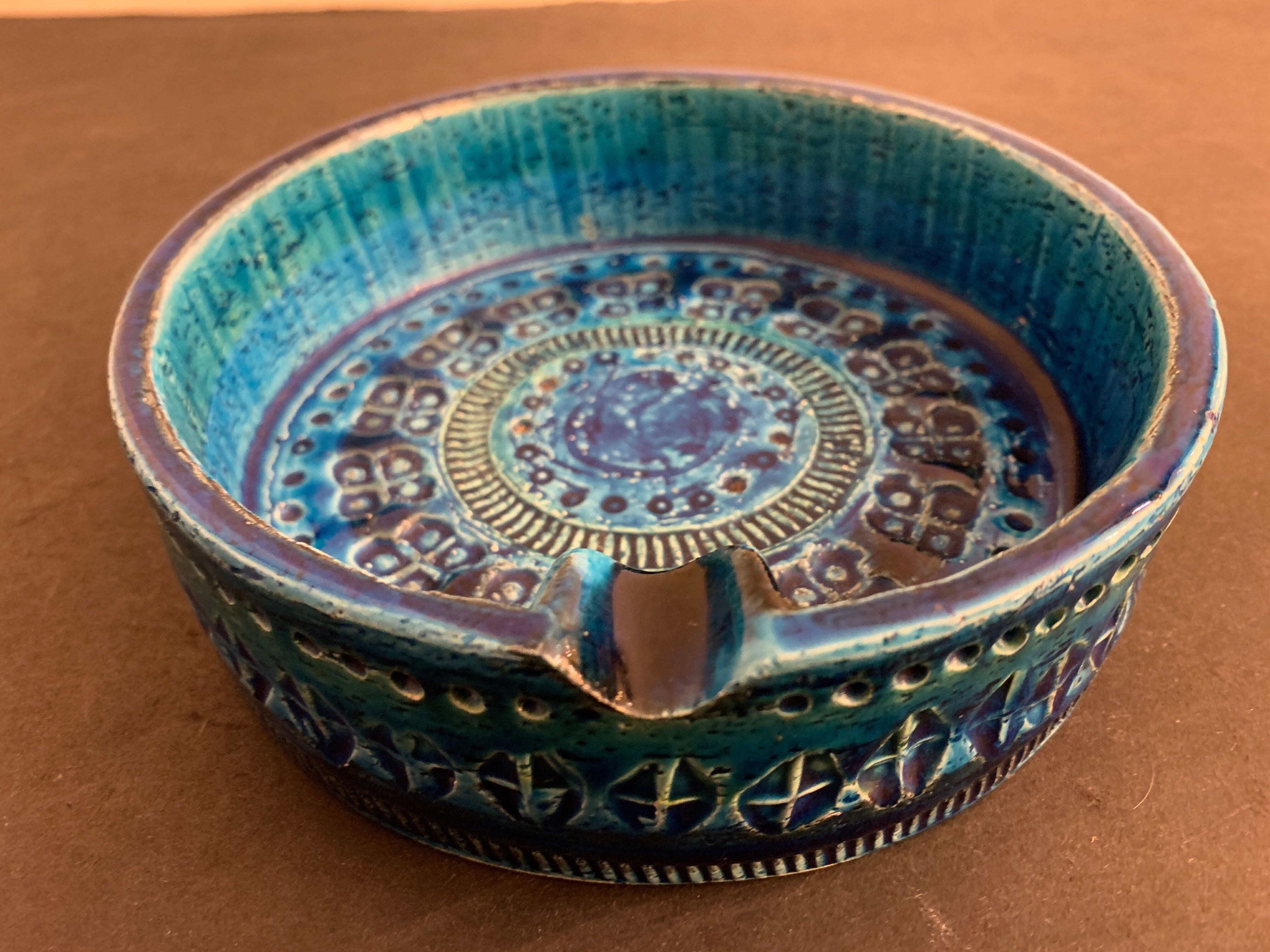 Italian blue ceramic ashtray, design Aldo Londi for Bitossi, 1960
