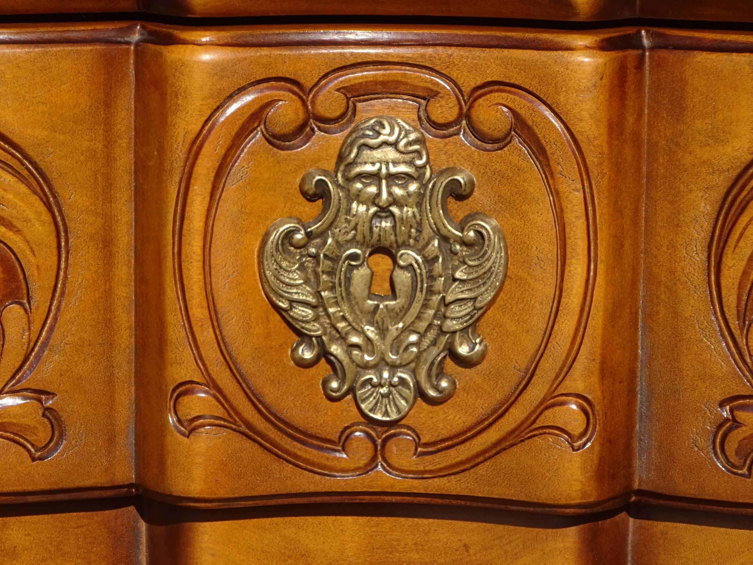 Secretary in solid cherry wood in Louis XV style.