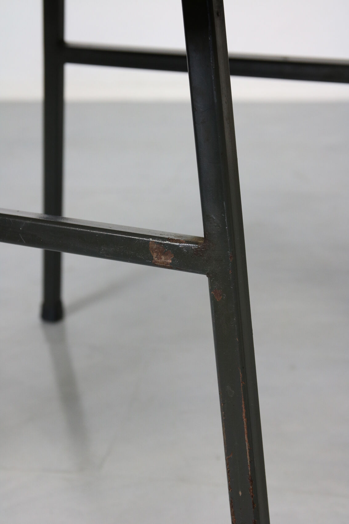 Mid-Century Minimalist Dining / Desk Chair