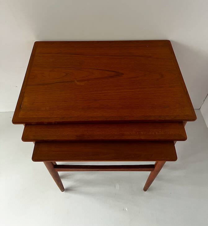 Table gigogne en teck Gelsted Denmark