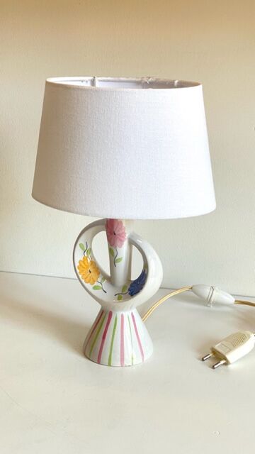 Vintage design enamelled ceramic lamp
