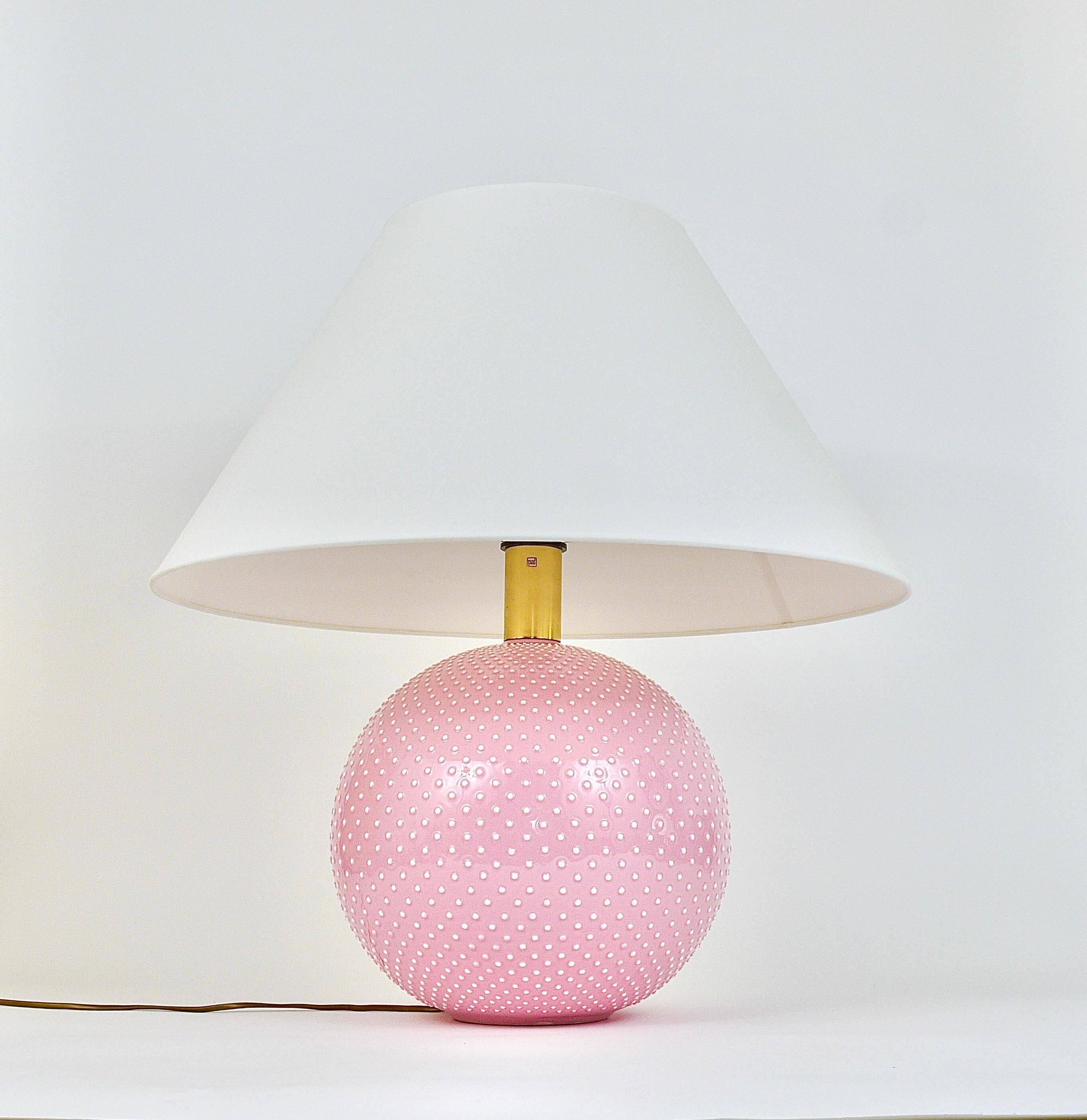Pastel pink polka dot spherical table lamp, ceramic, brass, Studio Paf Milano, 1970.