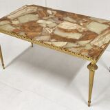Table basse néo-classique en onyx et laiton 1970