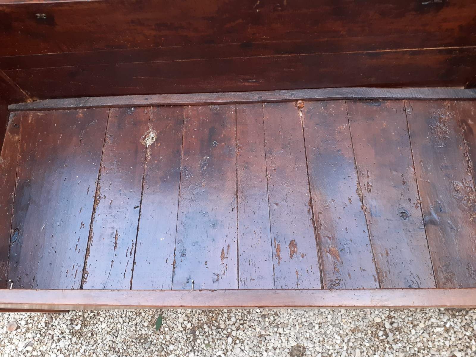 Maie walnut early 20th century