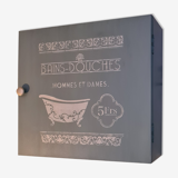 Armoire à pharmacie
