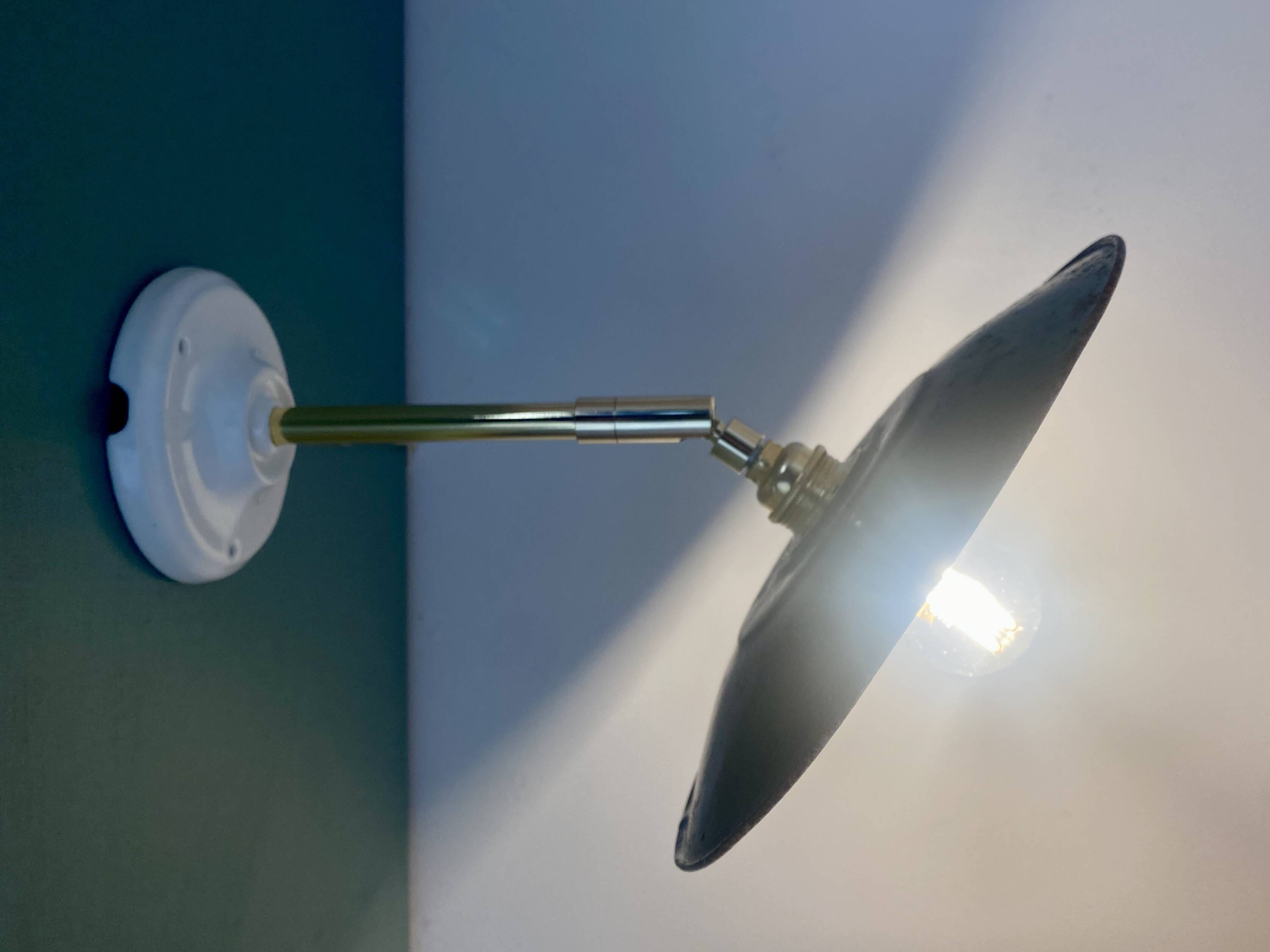 Vintage green enamelled sheet metal wall lamp shade - 1 -