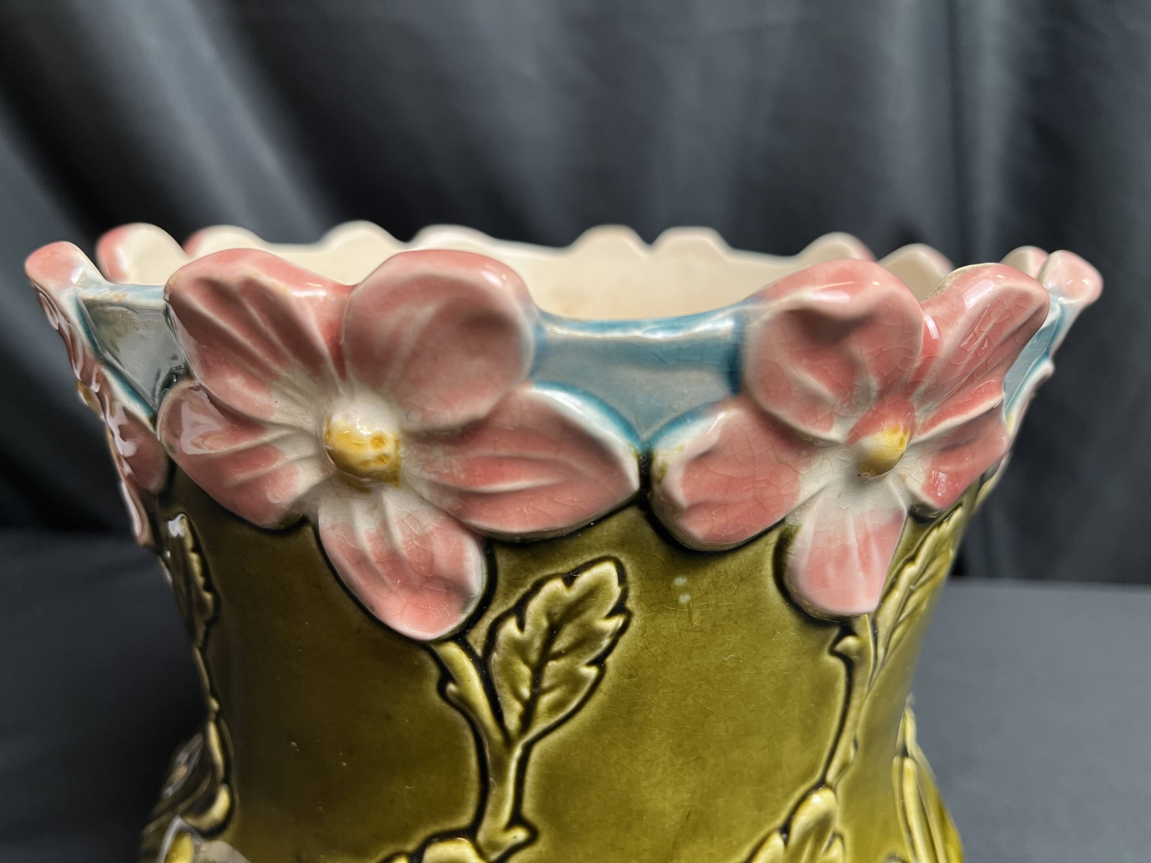 De Bruyn Fives-Lille slip pot holder circa 1900