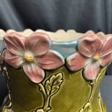 De Bruyn Fives-Lille slip pot holder circa 1900