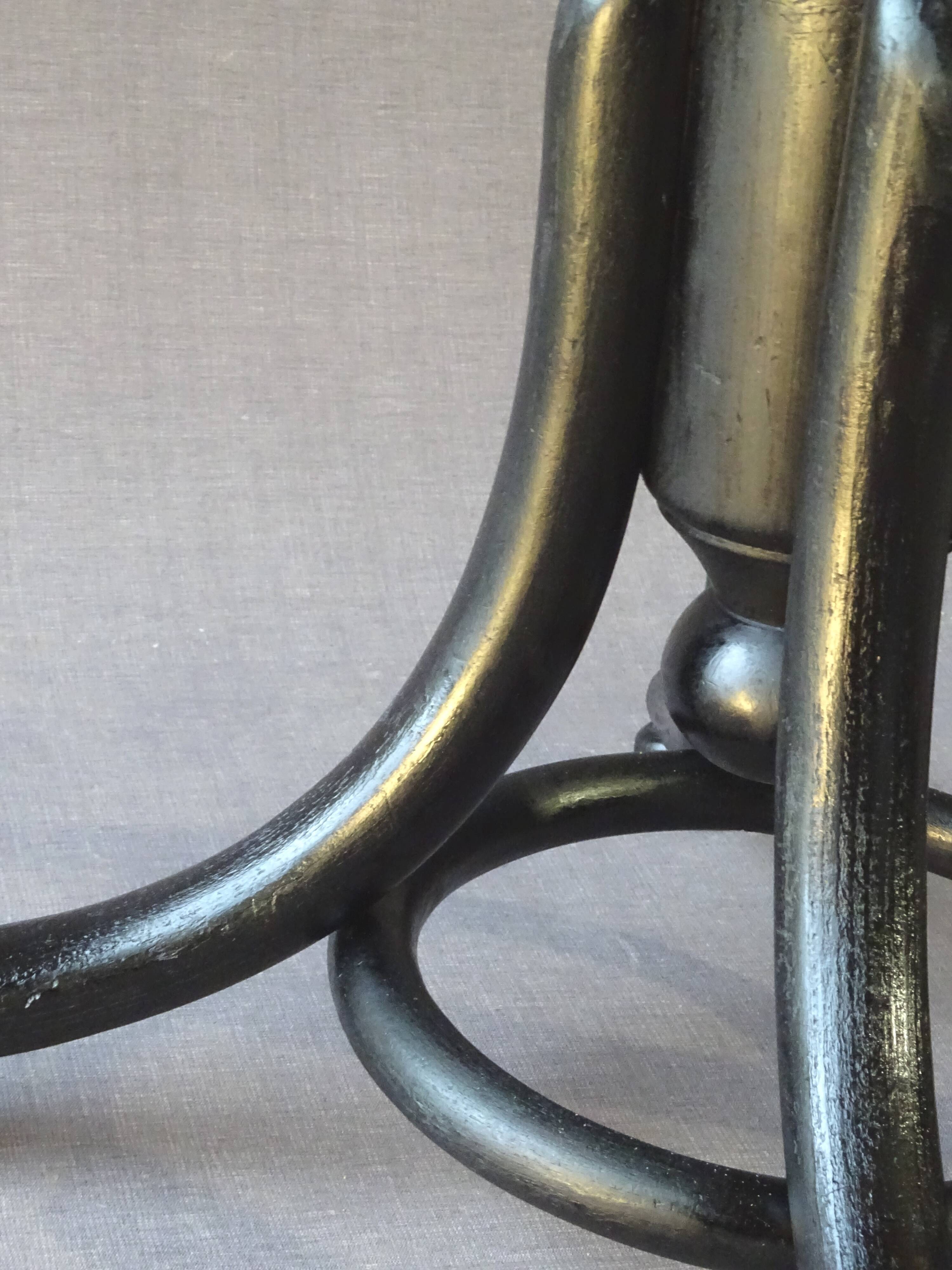 Thonet screw piano stool, 1900