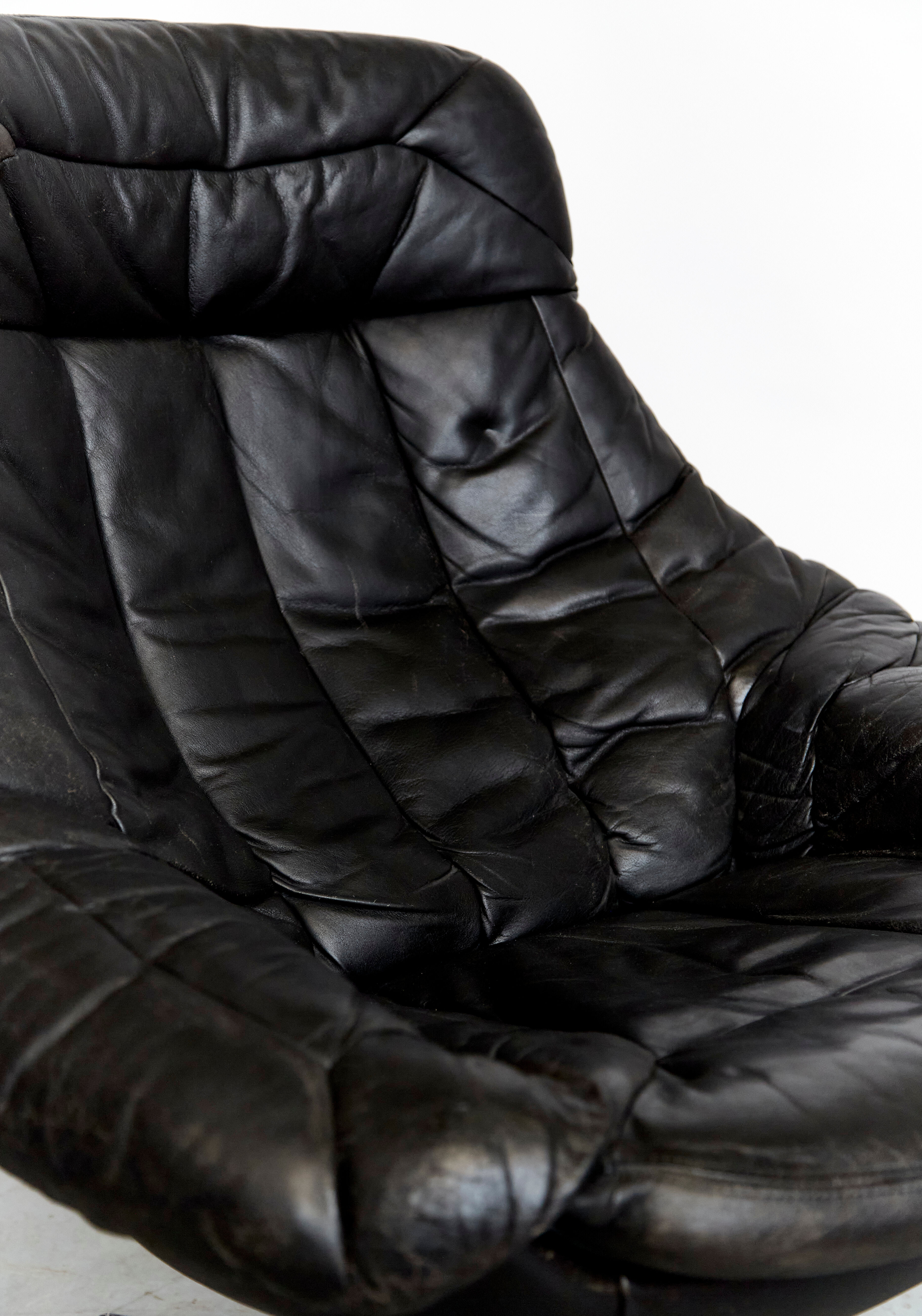 Swivel Lounge Chair by H.W. Klein for Bramin