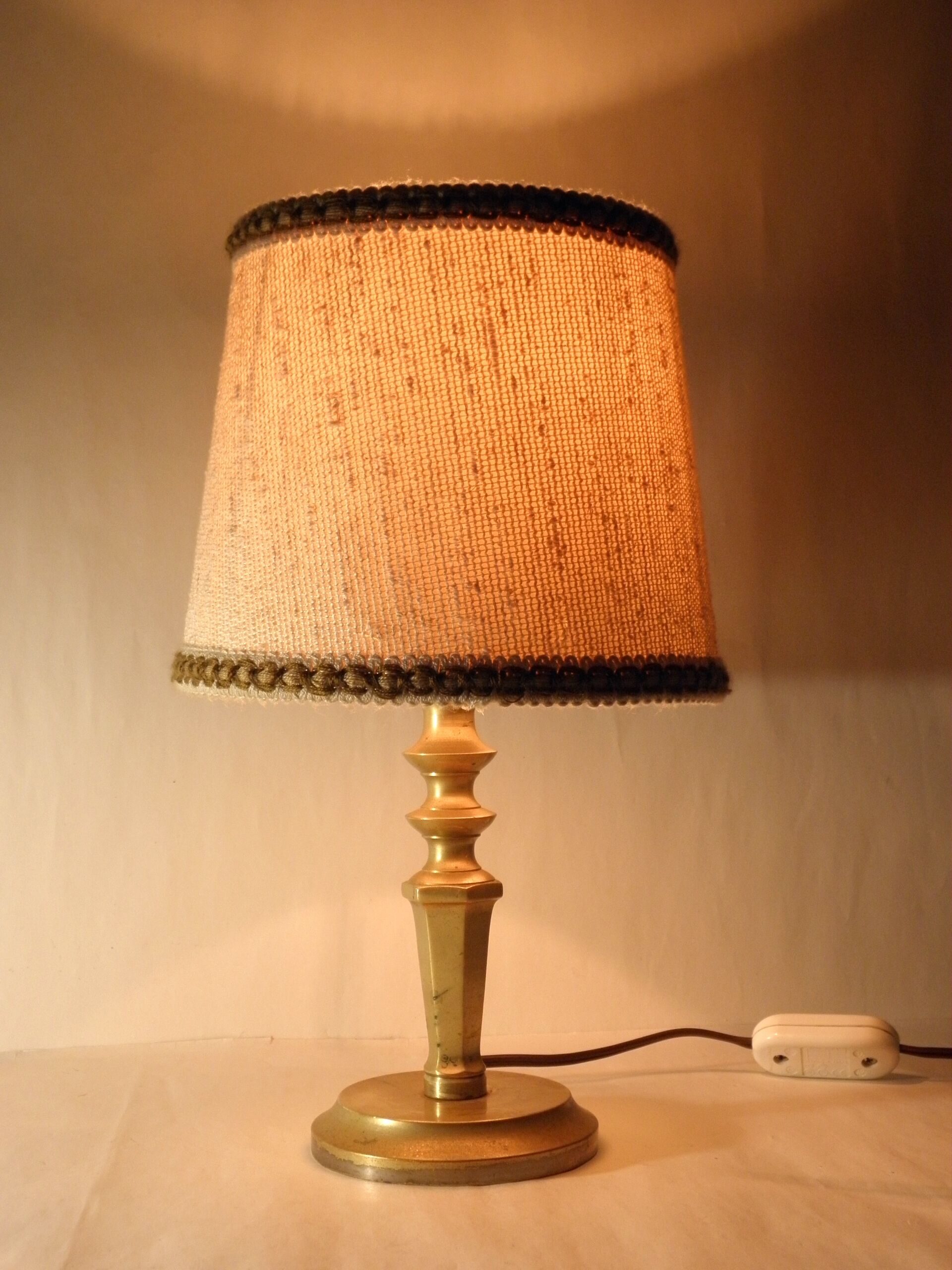 Brass table lamp