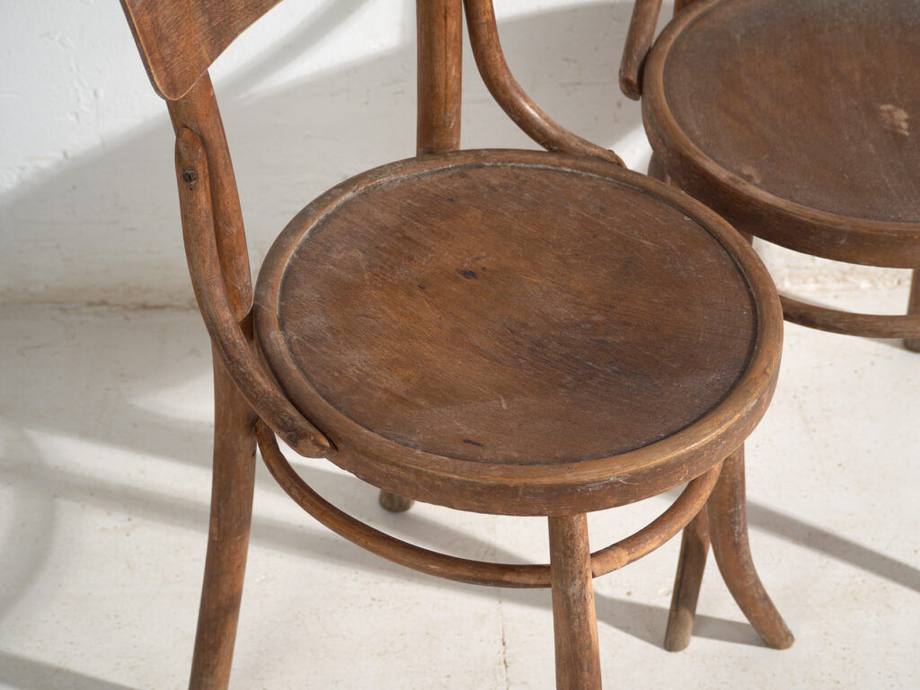 Pair of antique bentwood chairs in Thonet style – Central Europe, circa 1920