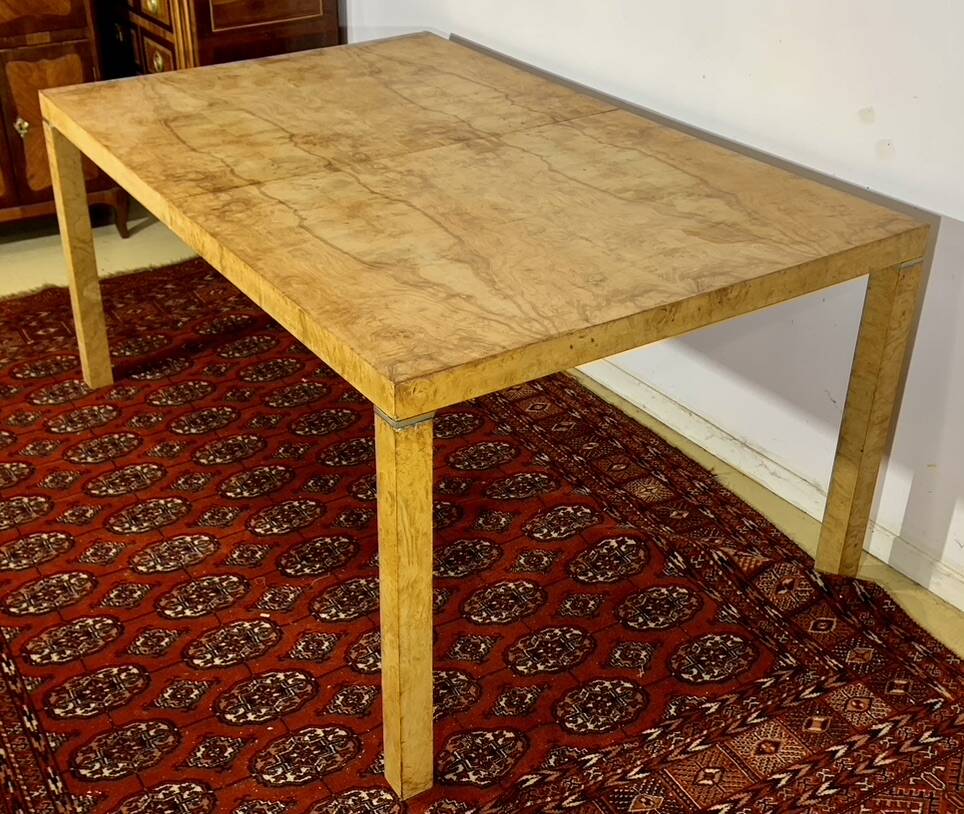 Living room table, dining room table in Ash burl, 2 extension leaves for 10/12 people