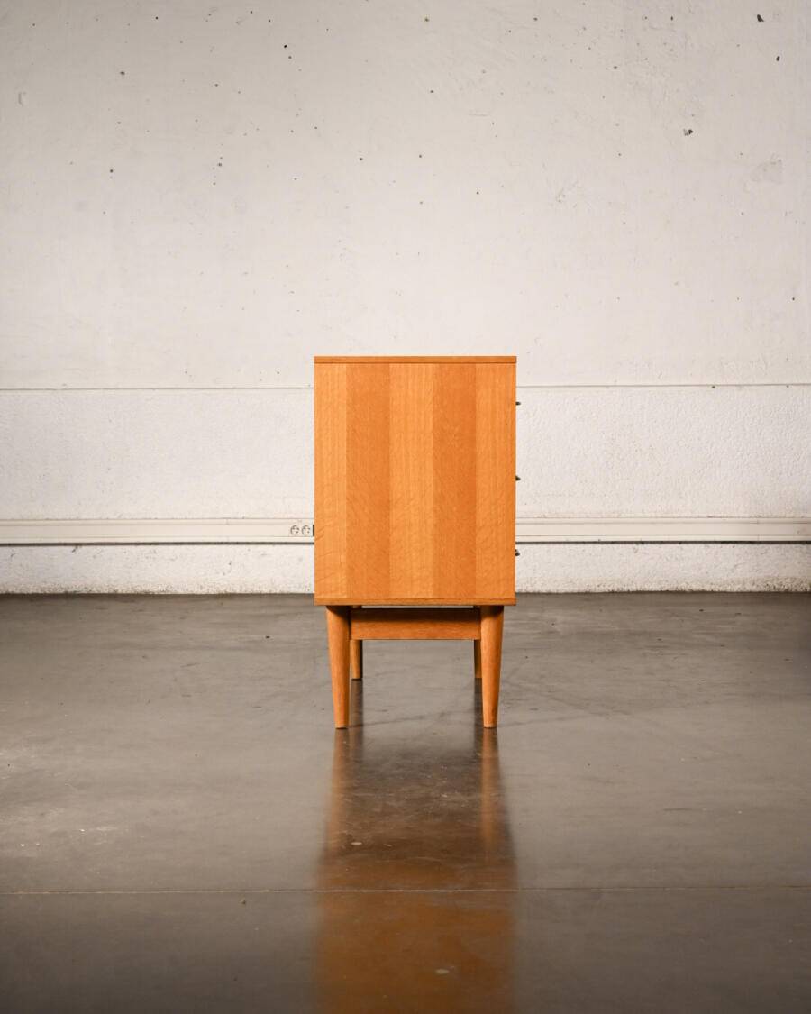 Commode vintage