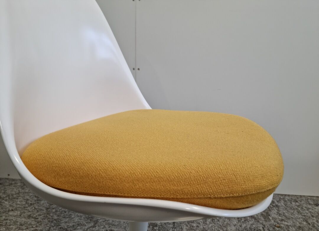 Lot de 3 chaises Tulip d'Eero Saarinen édition Knoll