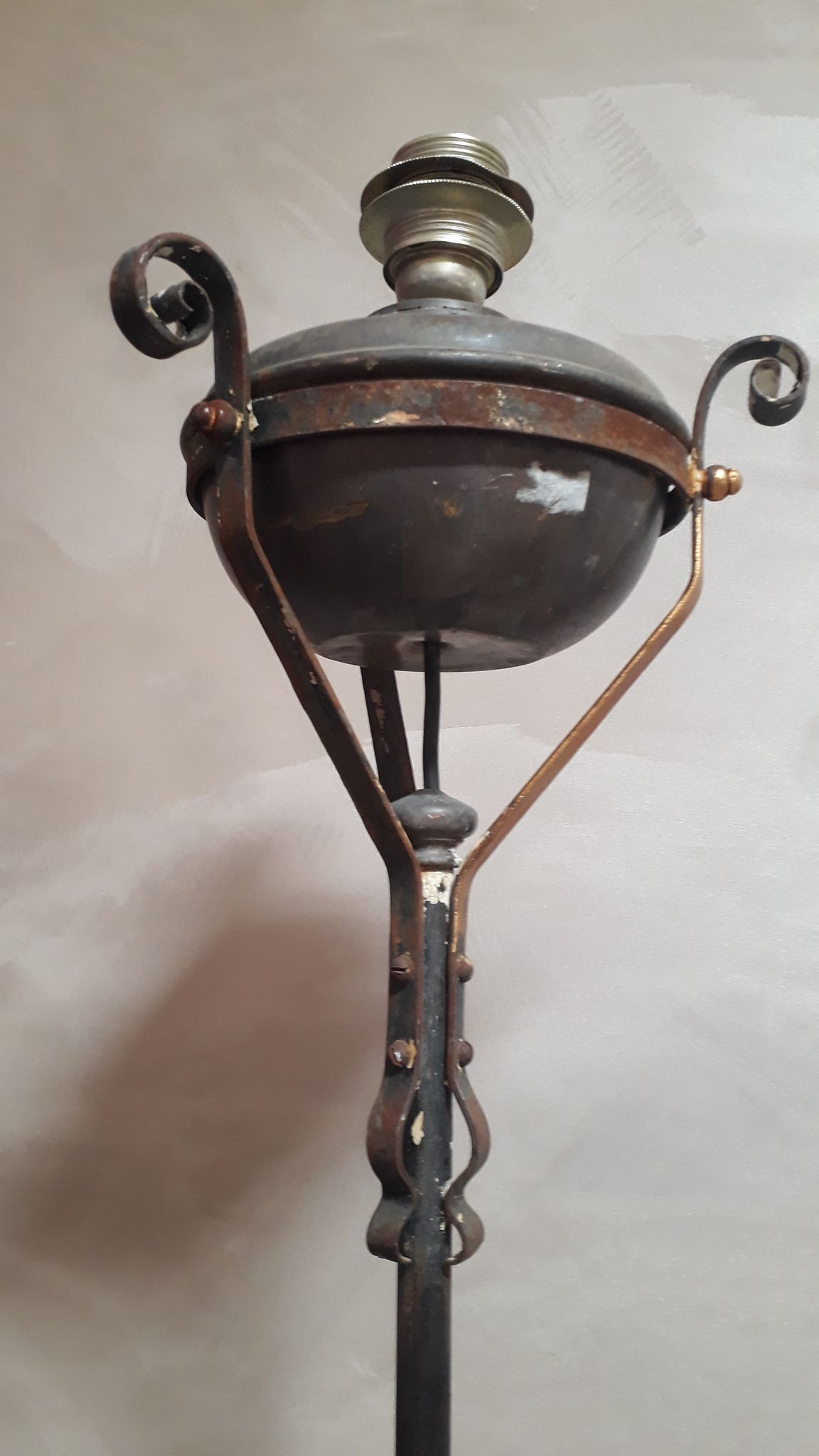Old foot lamppost