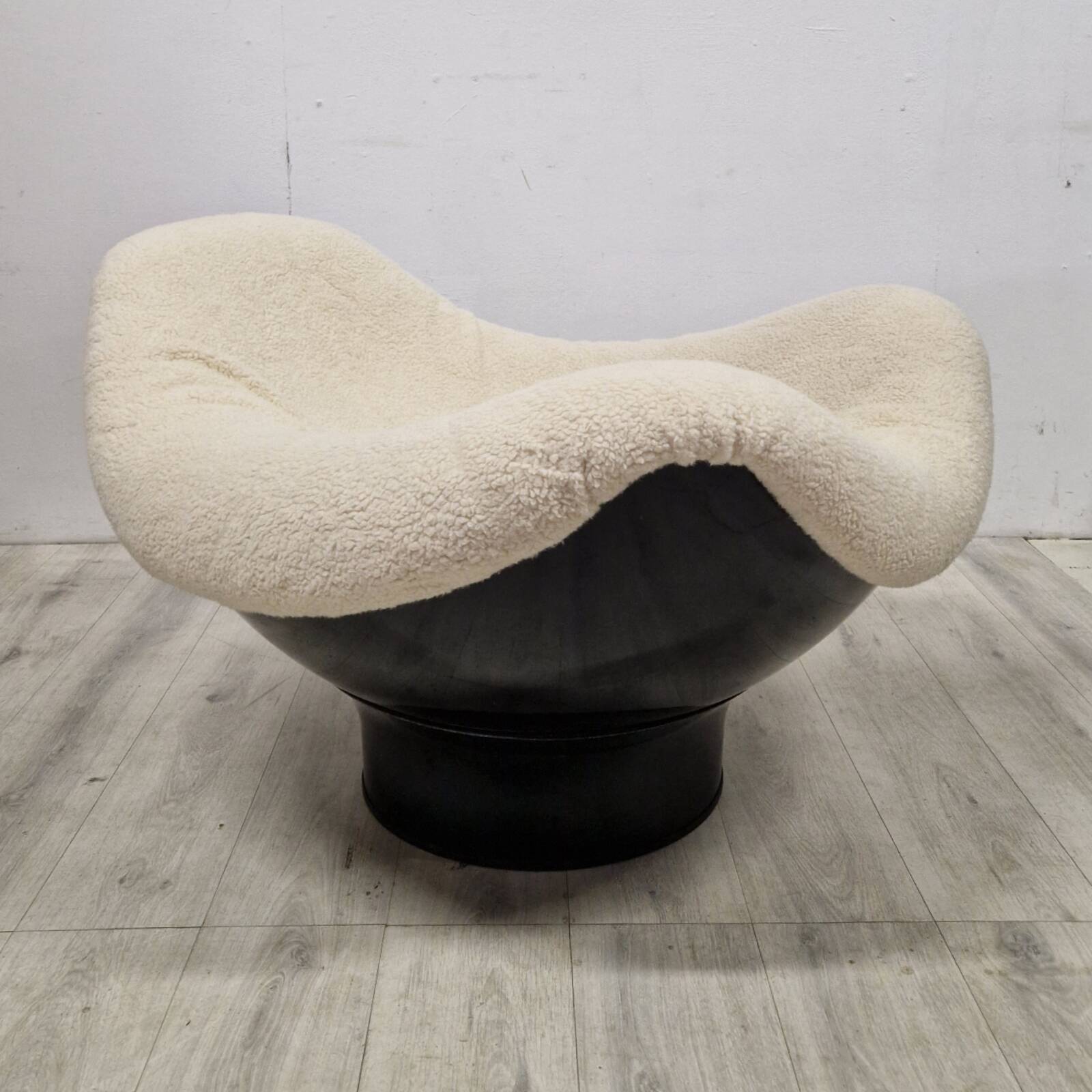 Chaise emblématique de l'ère spatiale Rodica par Mario Brunu pour Comfort, Italie 1960