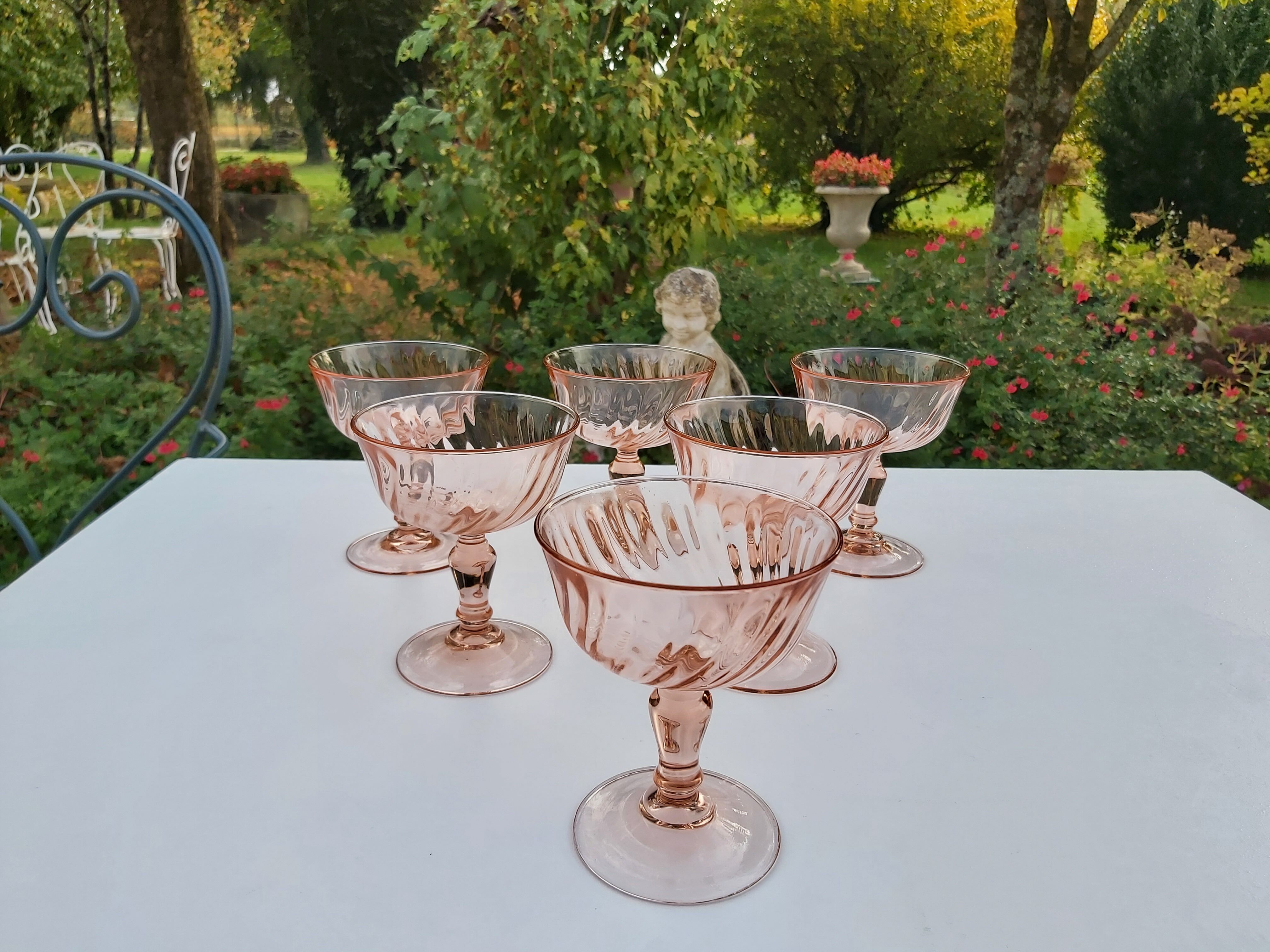 6 rosaline Arcoroc cups