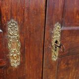 Armoire en noyer époque Louis Philippe