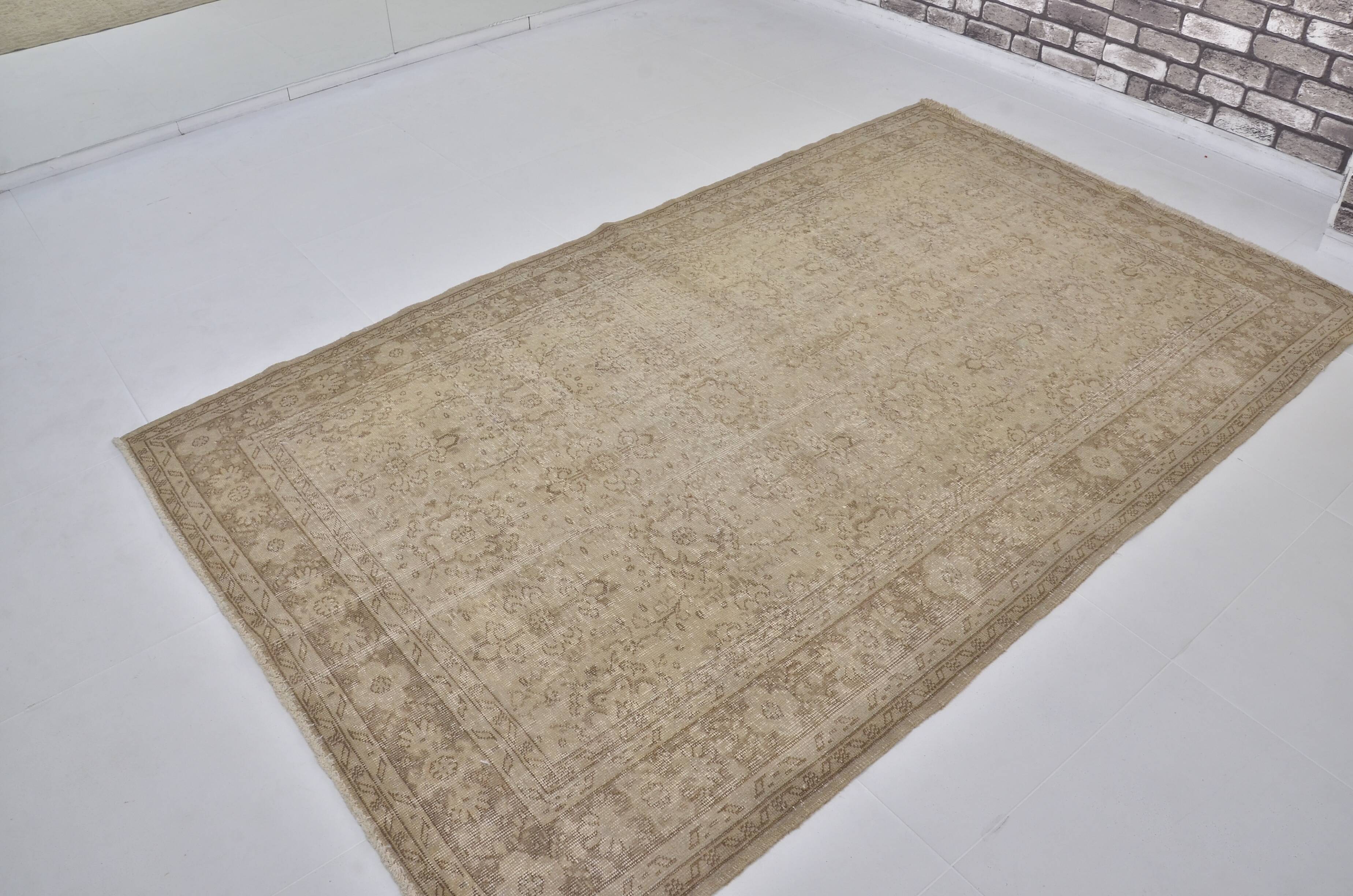 Tapis turc Oushak beige sku 3995