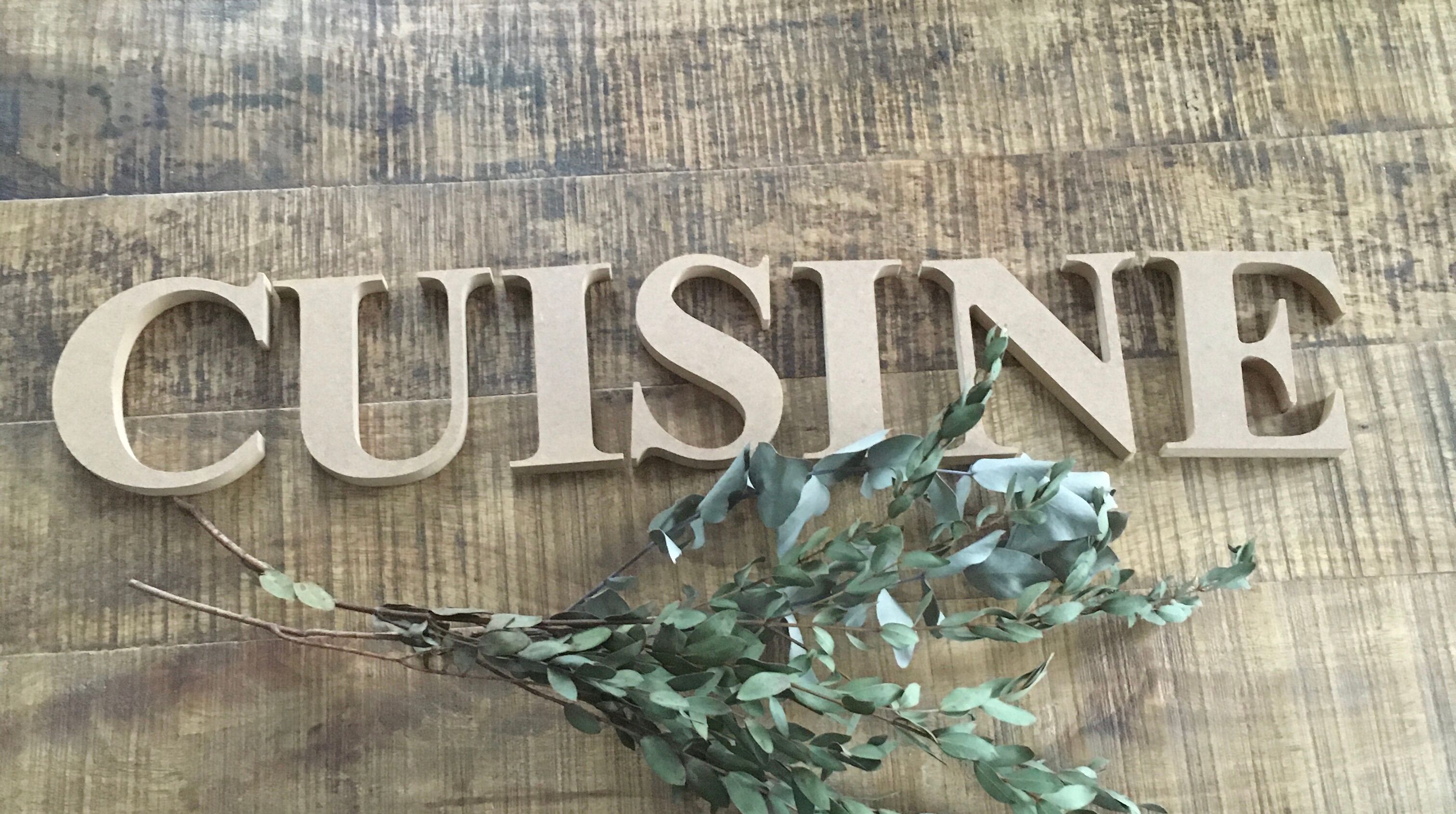 Cuisine letters, in wood