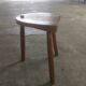Tabouret en bois tripode