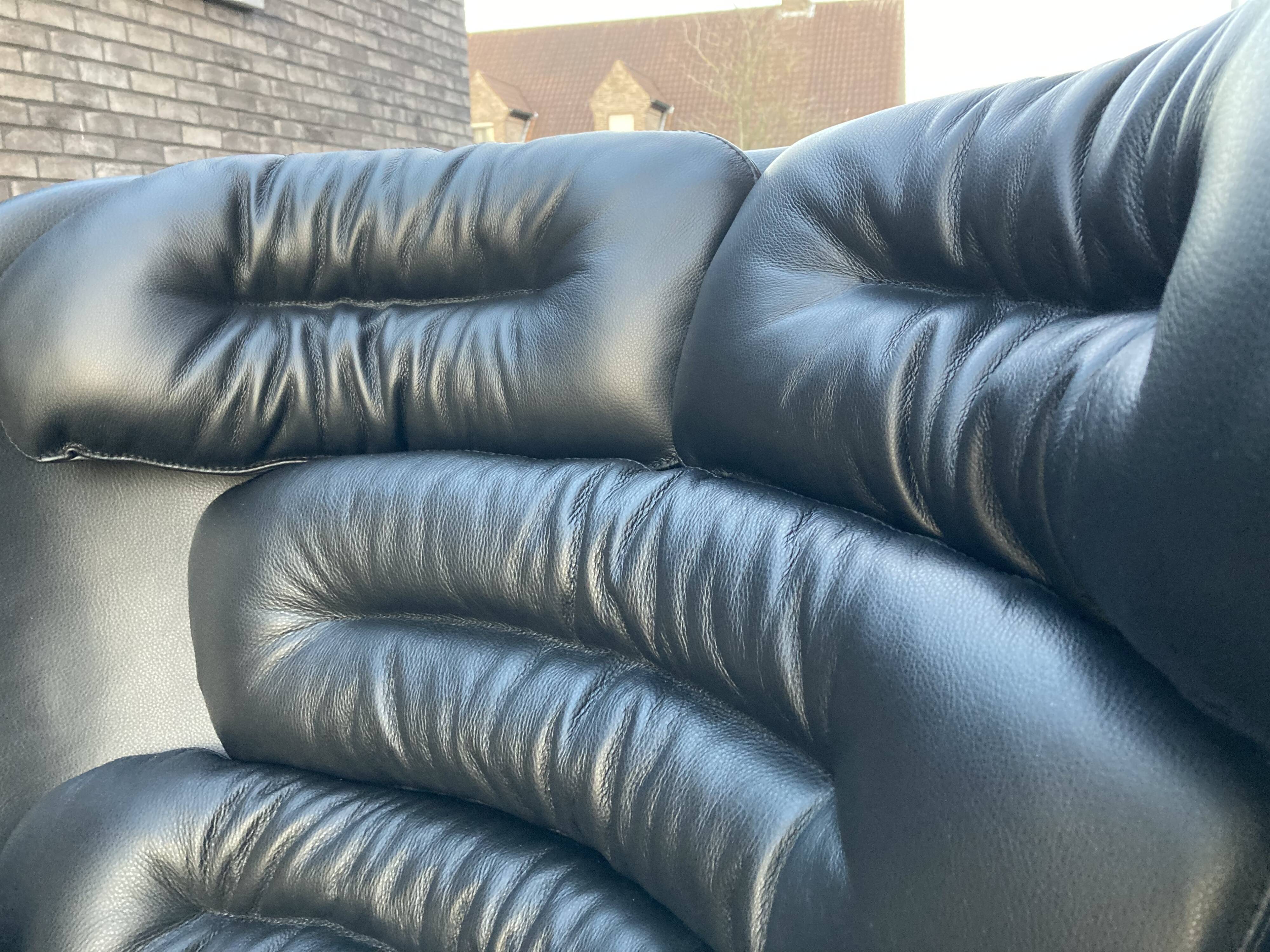 Joe Colombo Elda design armchair, Longhi edition