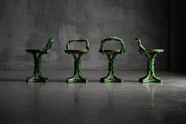 Tabourets fantaisistes en forme de vigne, France, fin du XXe siècle