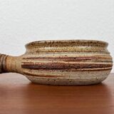 Danish studio pottery bowl from the mid-century by Tue Poulsen for Tue Keramik, 1960s.