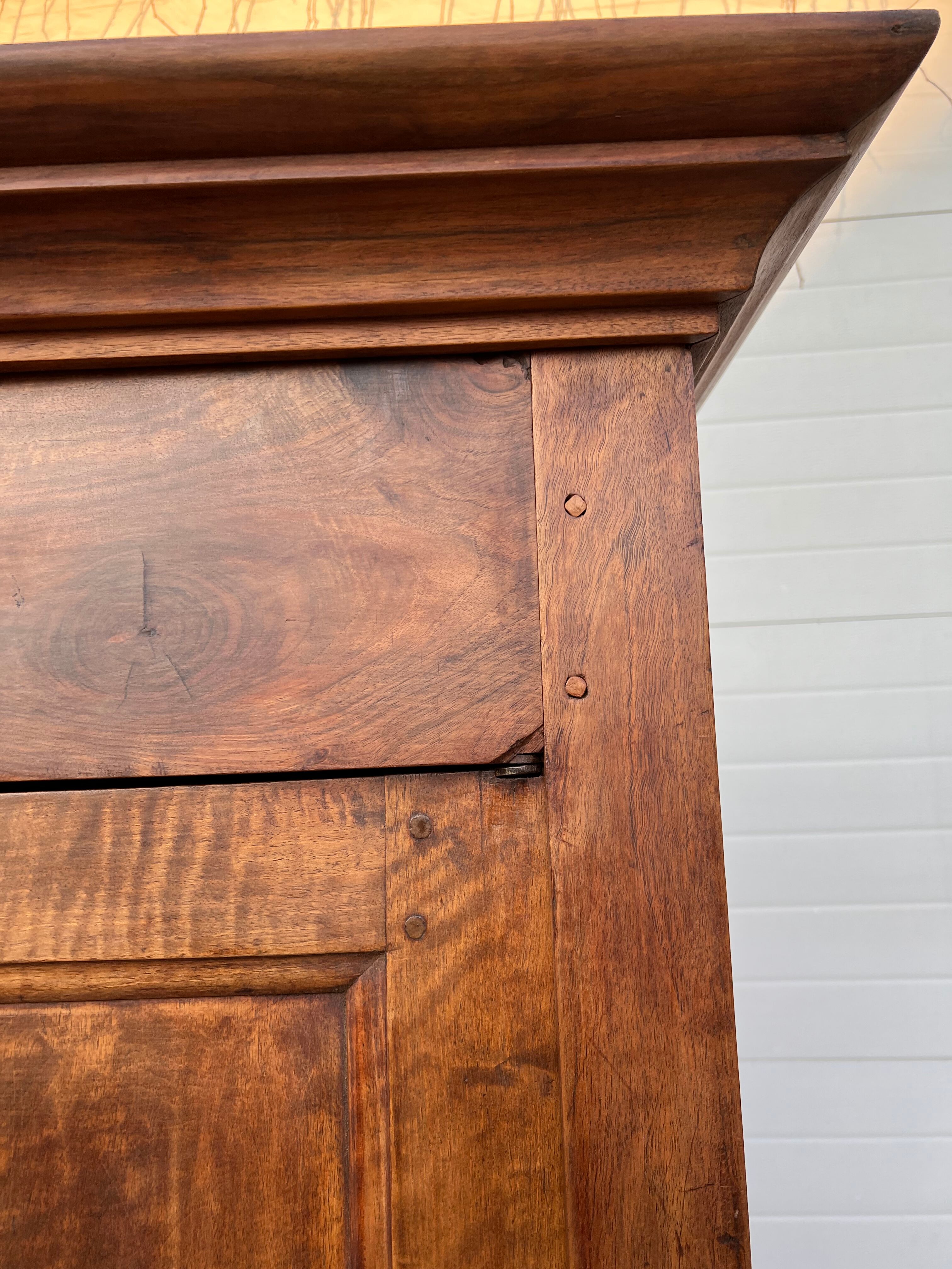 Old wardrobe of character XIX th of Rhone Valley