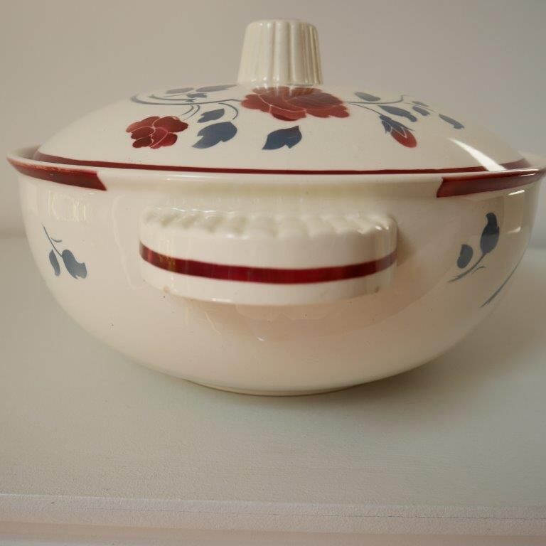 Vegetable or Rosador tureen, from Badonviller