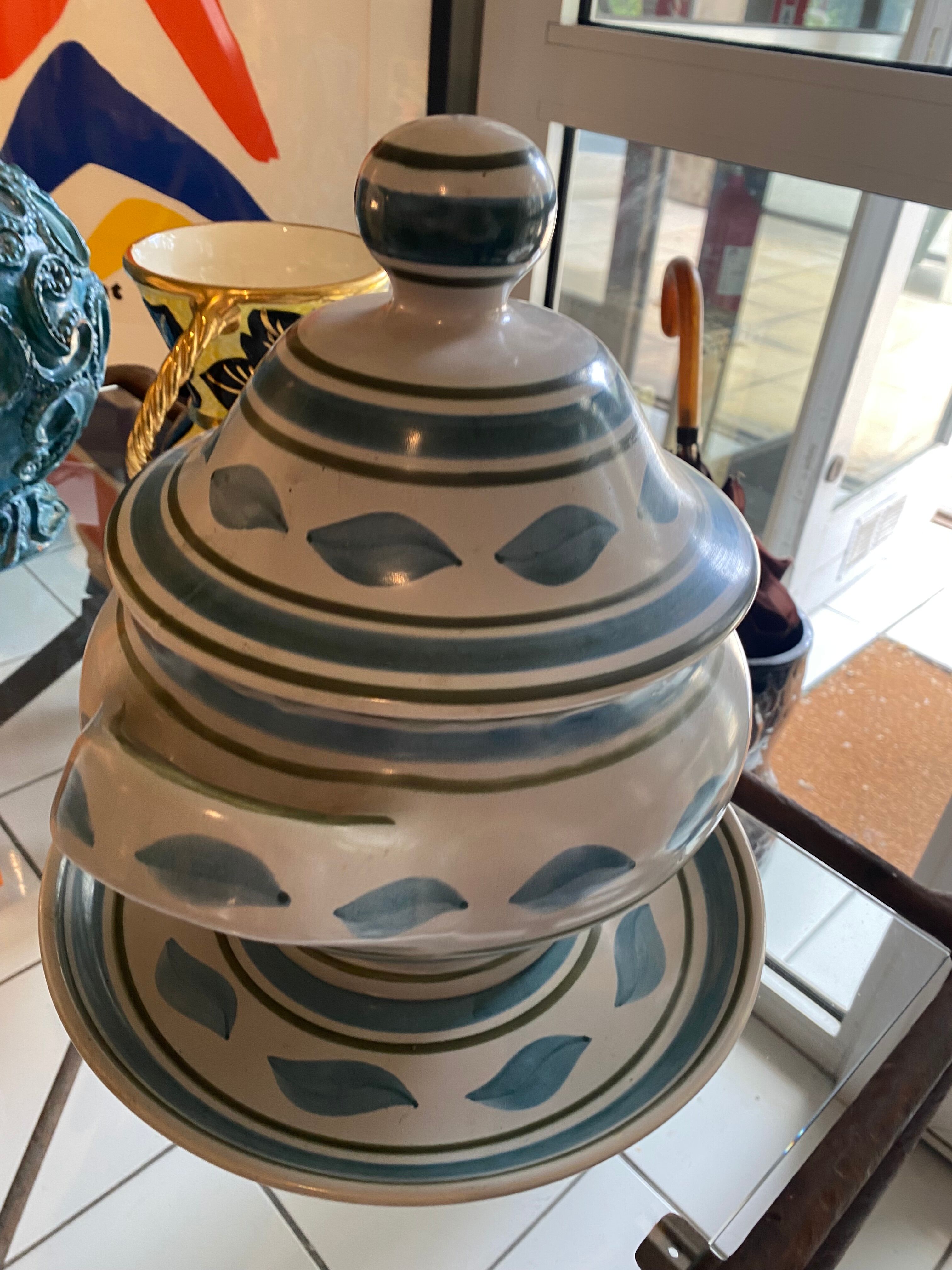 Vintage tureen signed Longchamps