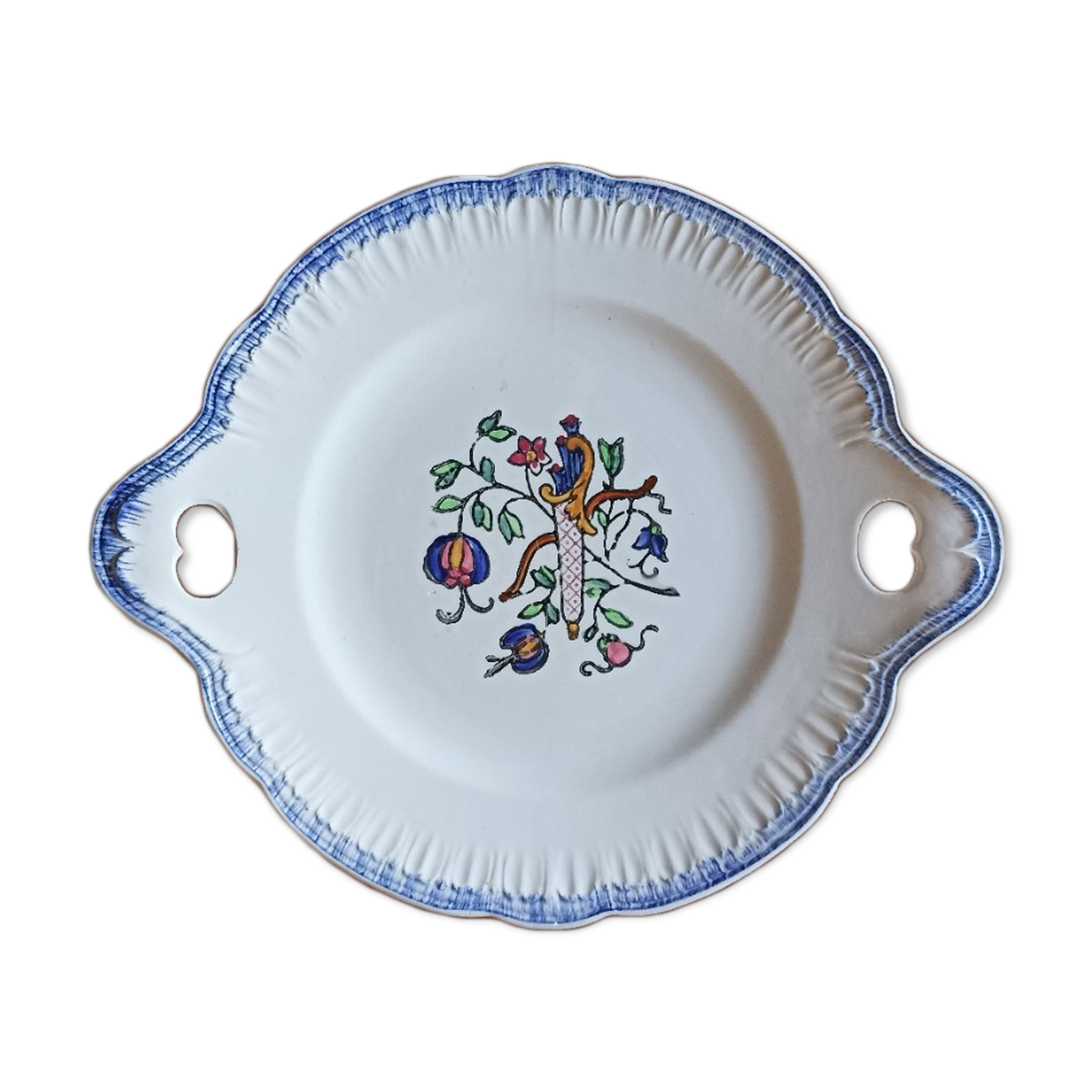 Cake dish by Longwy Vieux Rouen in the early 19th century
