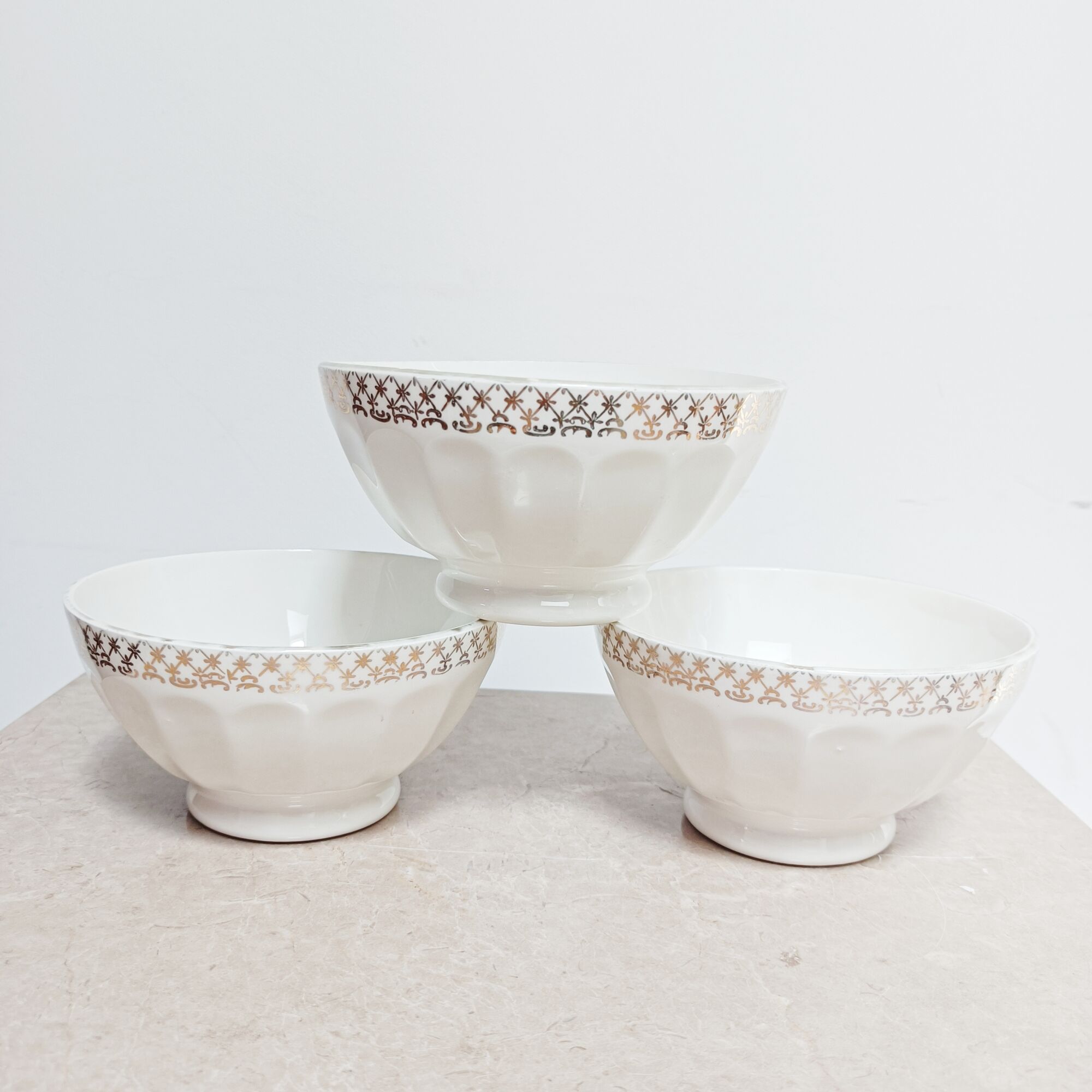 Lot de 3 bols à facettes en porcelaine blanche