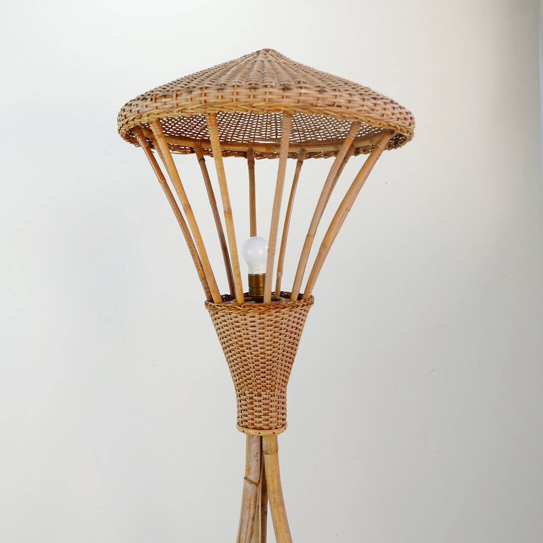 Mid-Century tripod Rattan Floor Lamp - 1960s