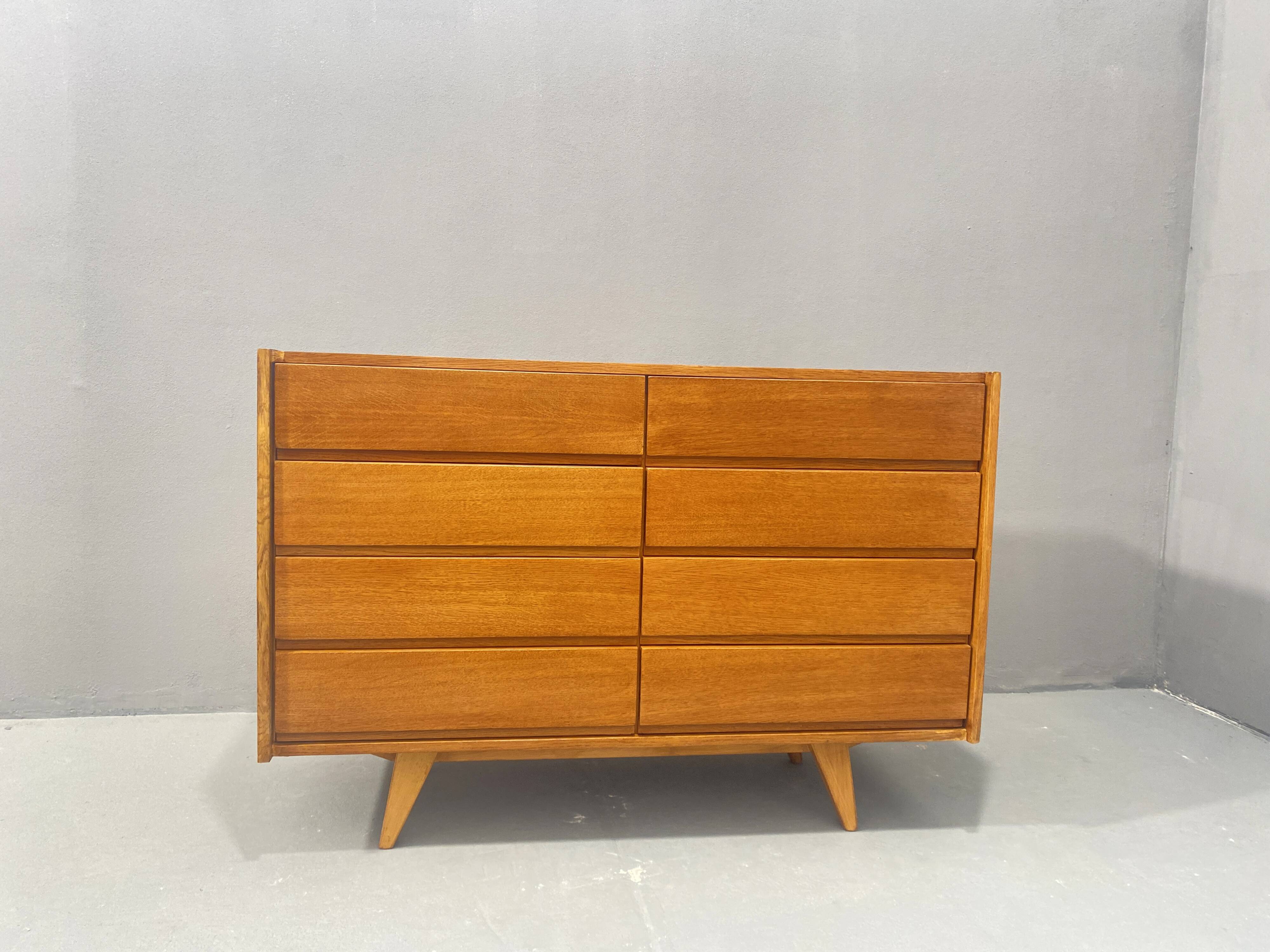 Commode du milieu du siècle n° U-453 de Jiri Jiroutek, Tchécoslovaquie, années 1960
