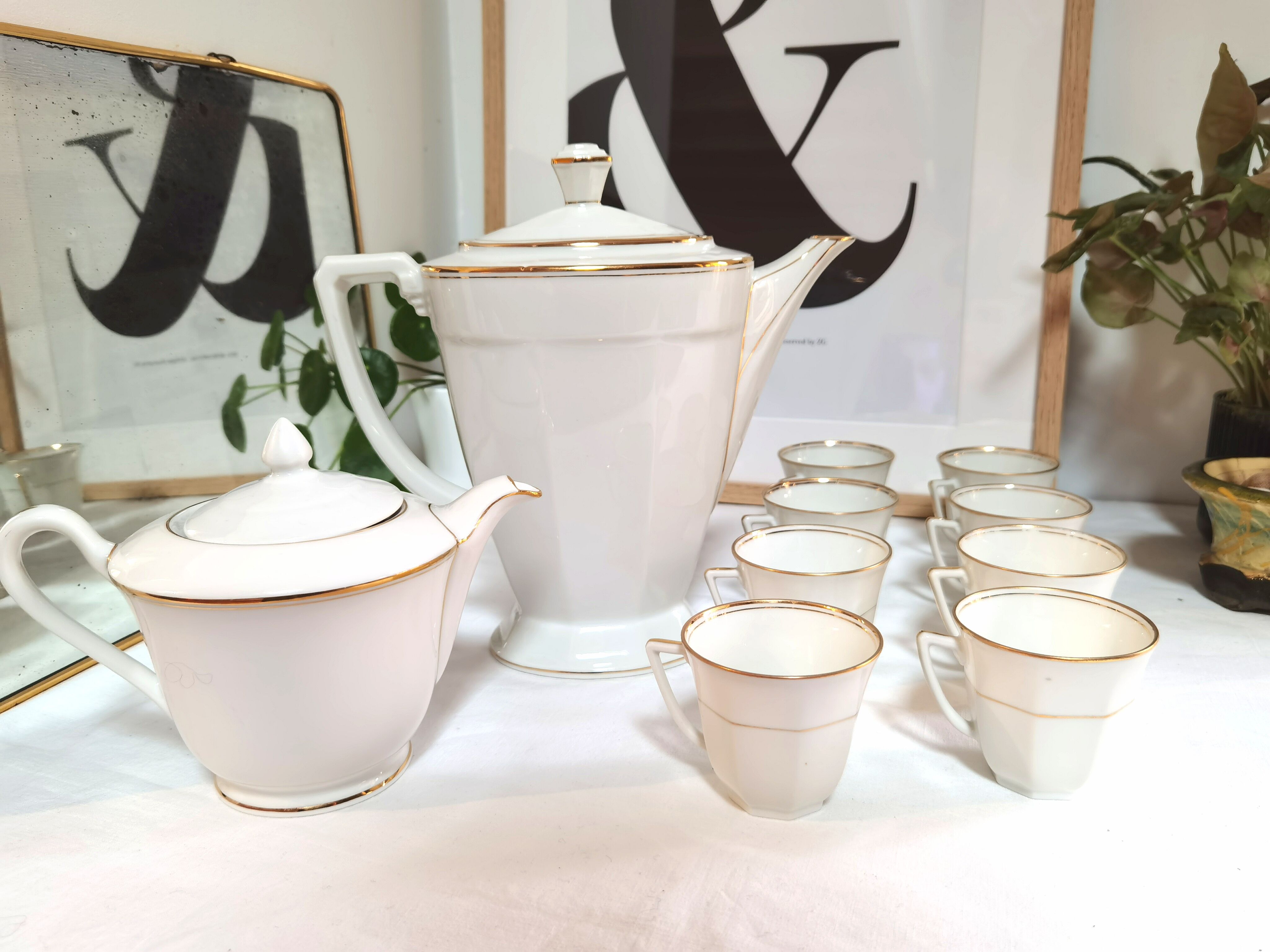 Art Deco porcelain coffee service