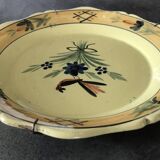 Quimper primavera earthenware wall plate, decorated with flowers and birds