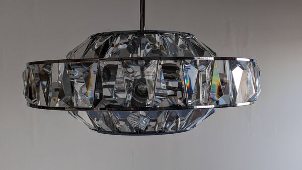 Lustre soucoupe en cristal Maison Kinkeldey, Autriche vers 1970