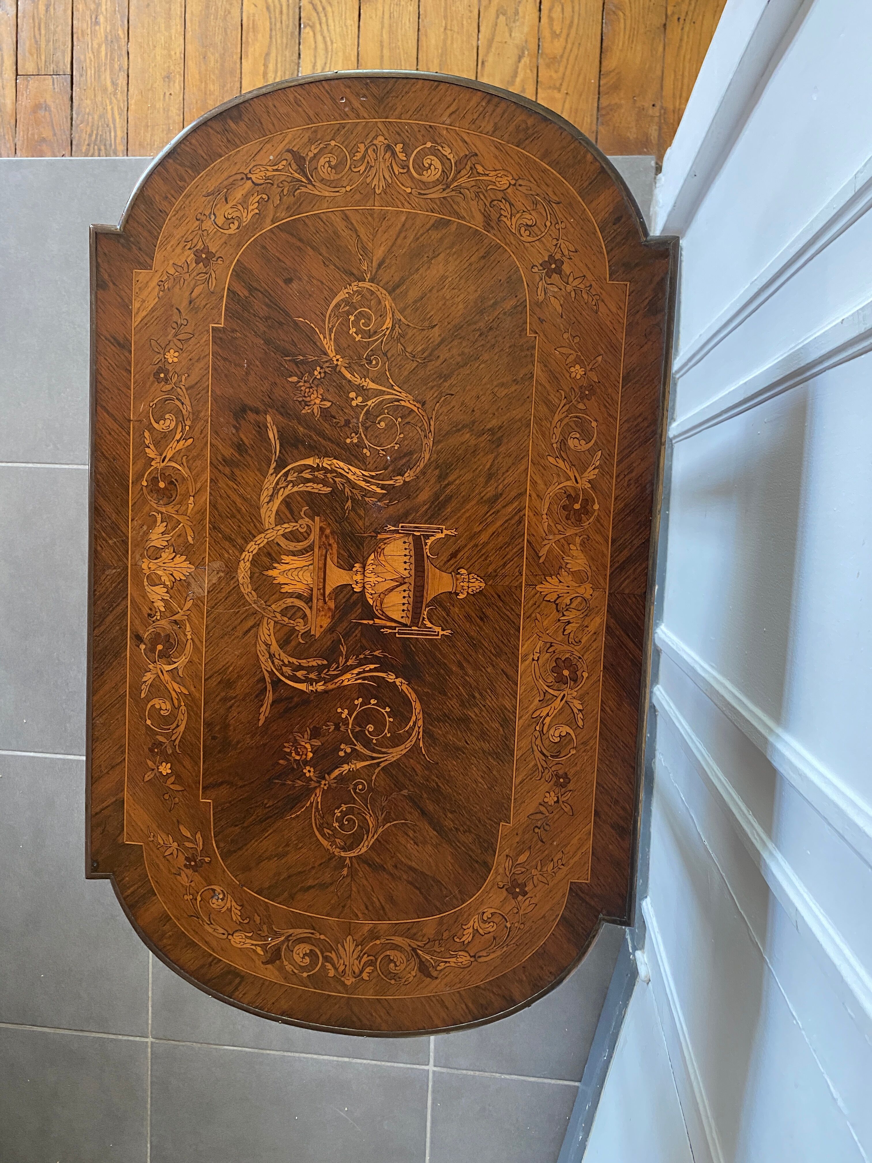 Napoleon III style table inlaid style