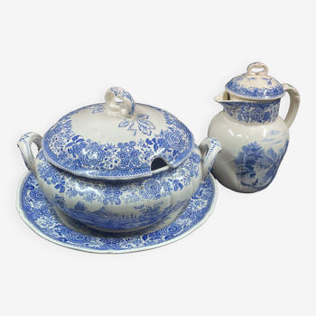 Ensemble Villeroy et Boch Burgenland blue, Plat soupière et pichet couvert