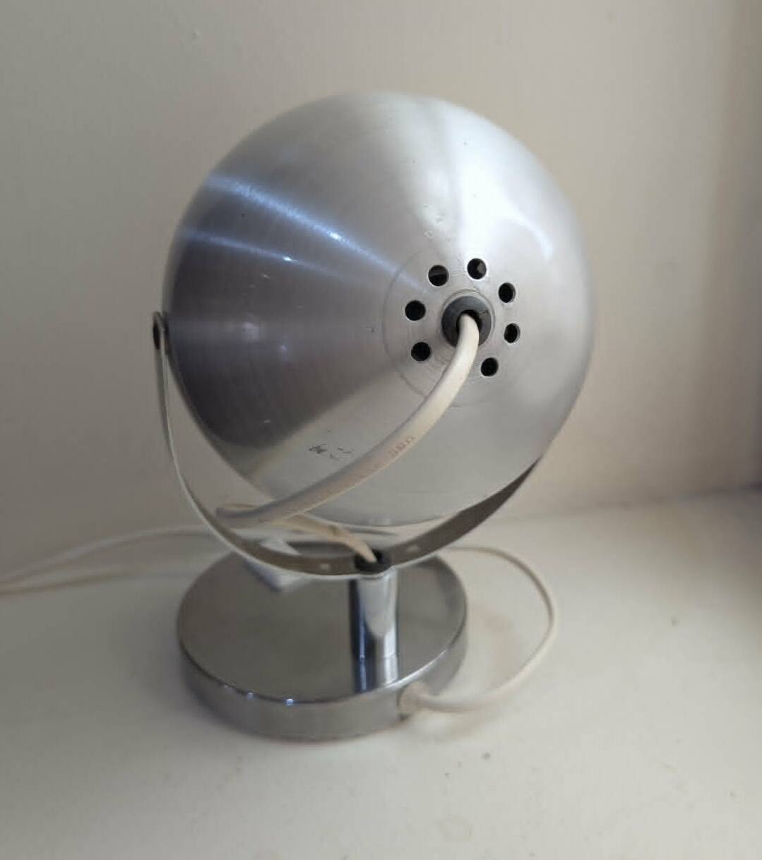 EYE BALL desk lamp