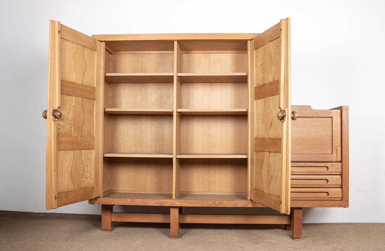 Solid oak buffet and faience, Guillerme and Chambron for your home,