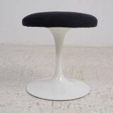 Tabouret de Eero Saarinen pour Knoll.  Datant des années 80.