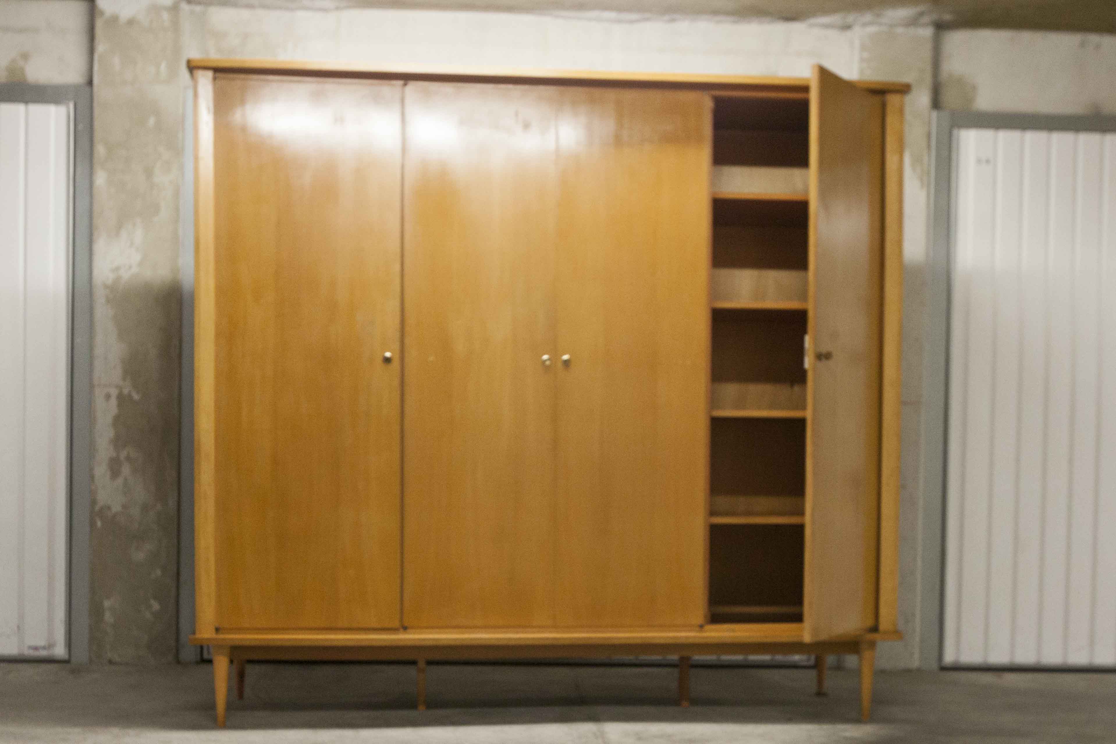 Scandinavian wardrobe 1960 honey color 4 doors L 205 cm