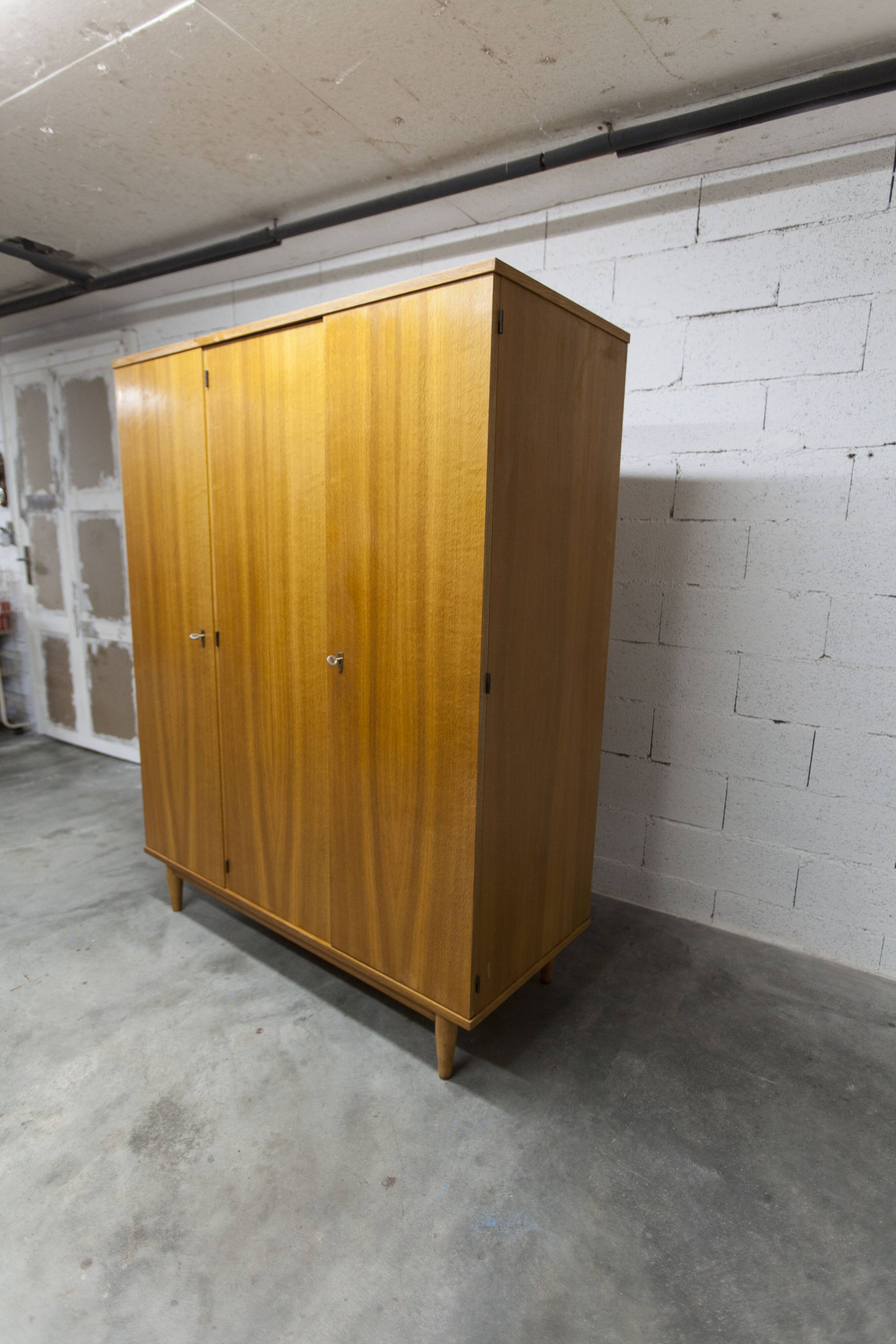 Scandinavian 3-door wardrobe in blond teak