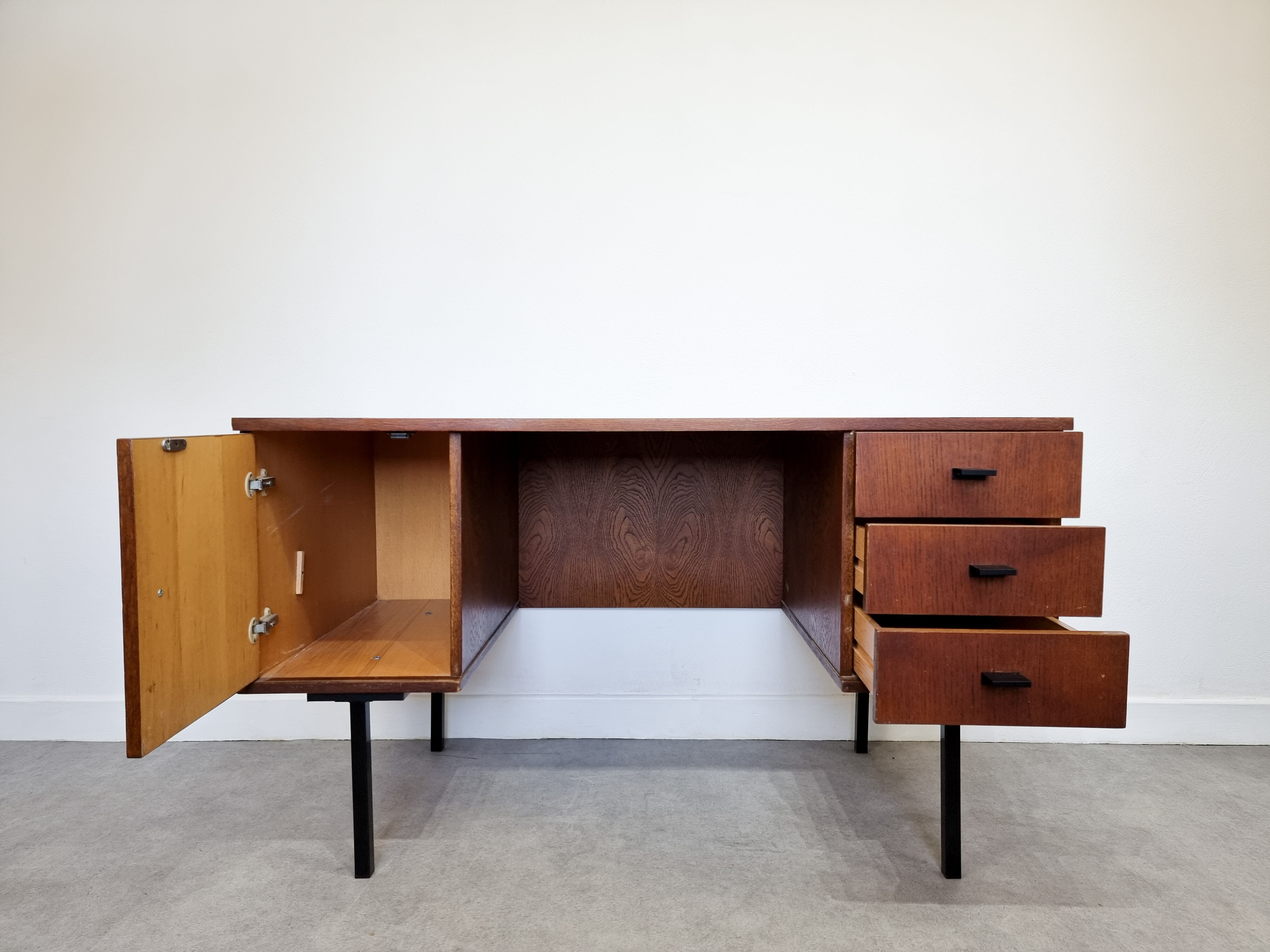 Scandinavian office 60s