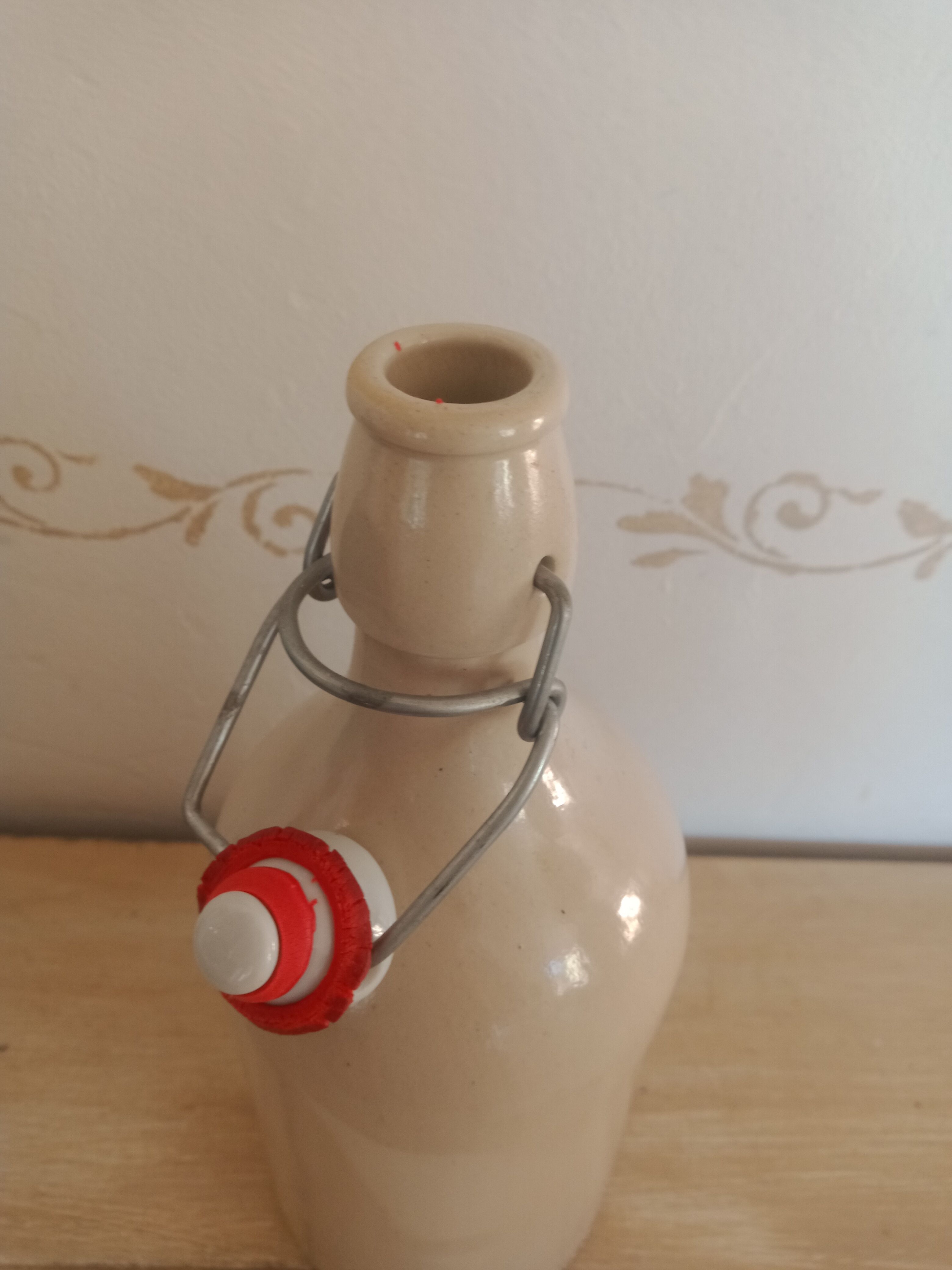 Bouteille en grès MKM