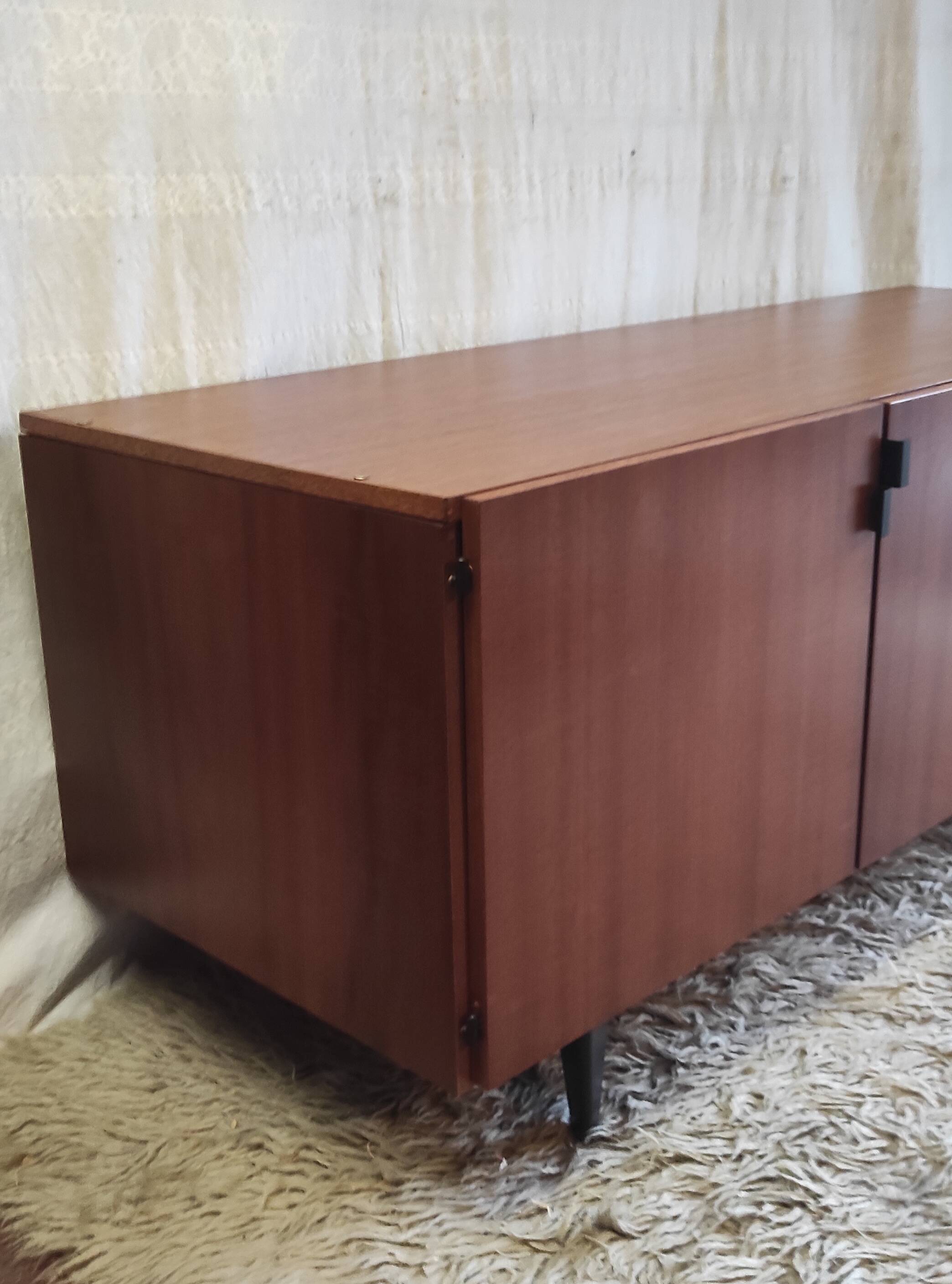 Enfilade moderniste en teck - années 60/70